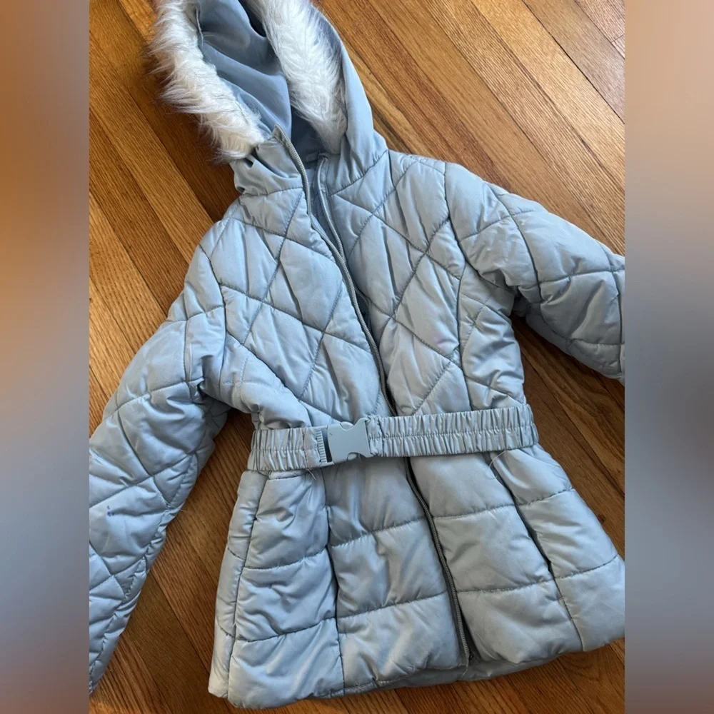 Light Blue Quilted Hooded Jacket with Faux Fur Trim sz Small 7/8